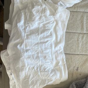 Lululemon white tennis skirt, size 8